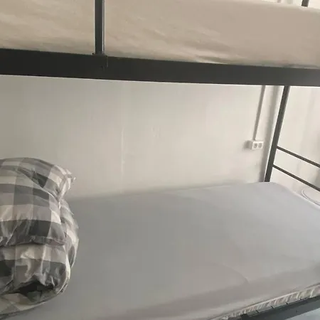 Wawa Hostel *